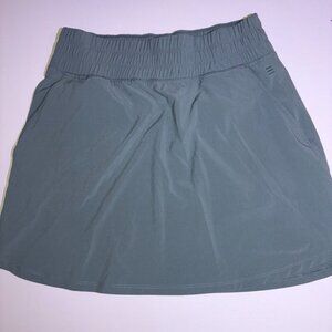 Women’s Free Fly Apparel Green Athletic Skirt Size S Pockets Gray/Blue